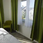 Apartment Volkacher Str.10