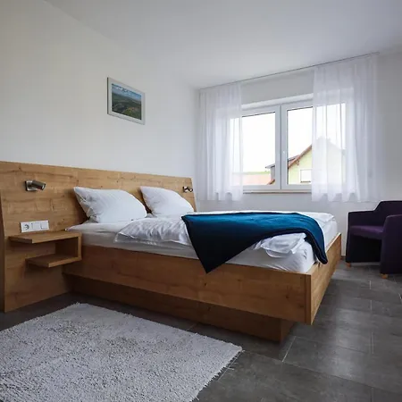 Volkacher Str.10 Apartment